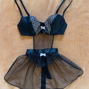 Victoria’s Secret Milkmaid Apron Slip NWT